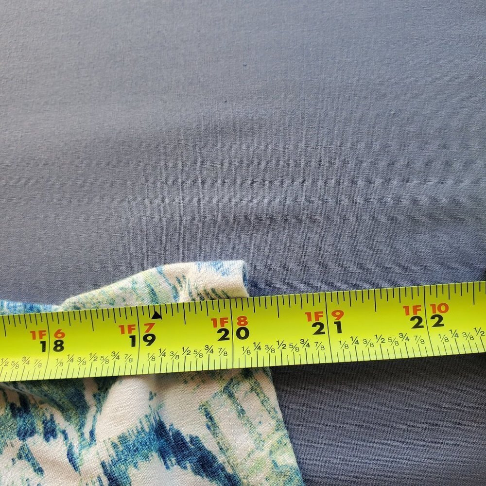 Chico's Molly Ikat Midi Skirt. Chico's size 1 (US 8/10). Blue Multi. EUC. - Picture 8 of 8